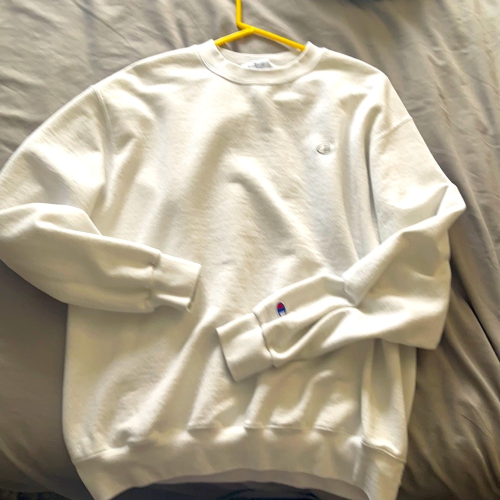 Champion pull over